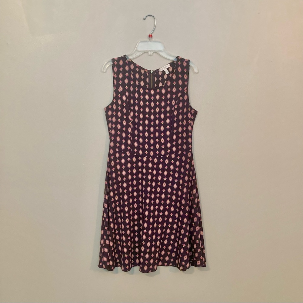 4/$10 - dELiA*s Geometric Print Sleeveless Fit-and-Flare Dress - Navy & Pink